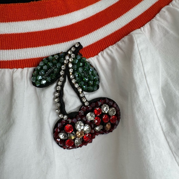 Costume - Picture 3 of 6